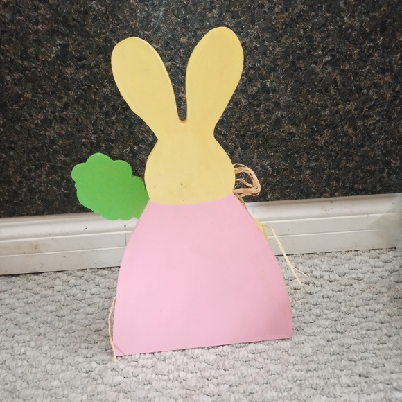 Sitting Wood Easter Bunny - Picture 3 of 4